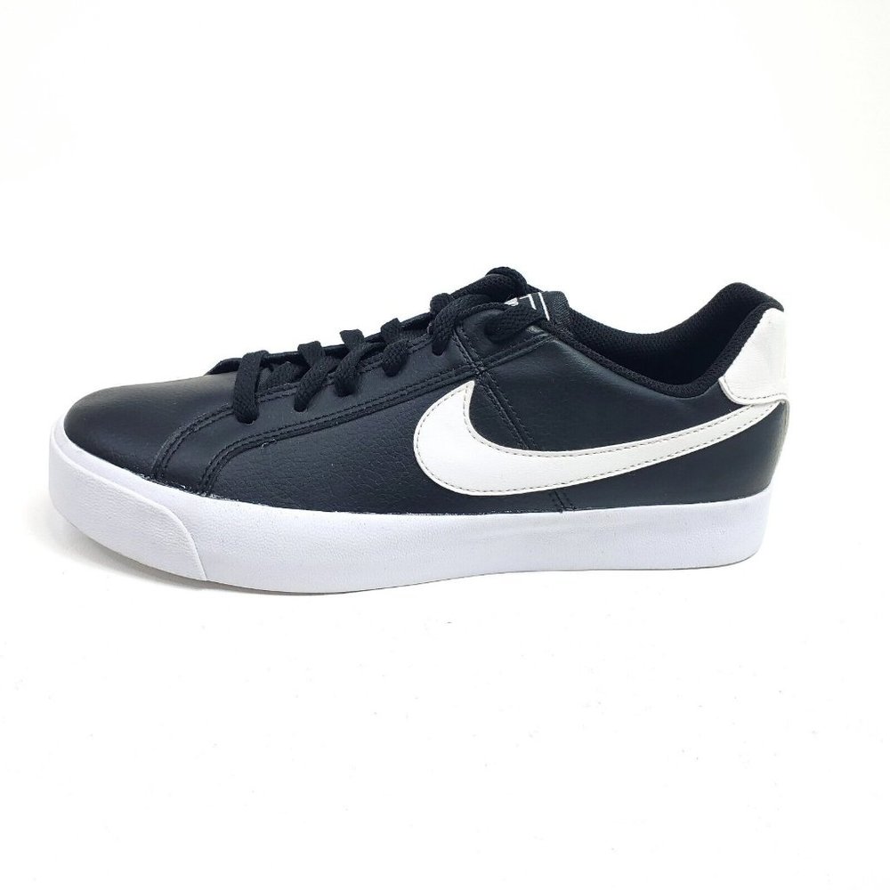 Nike Shoes Womens Court Royale AC AO2810-001 Black Low Top Sneakers Size 9